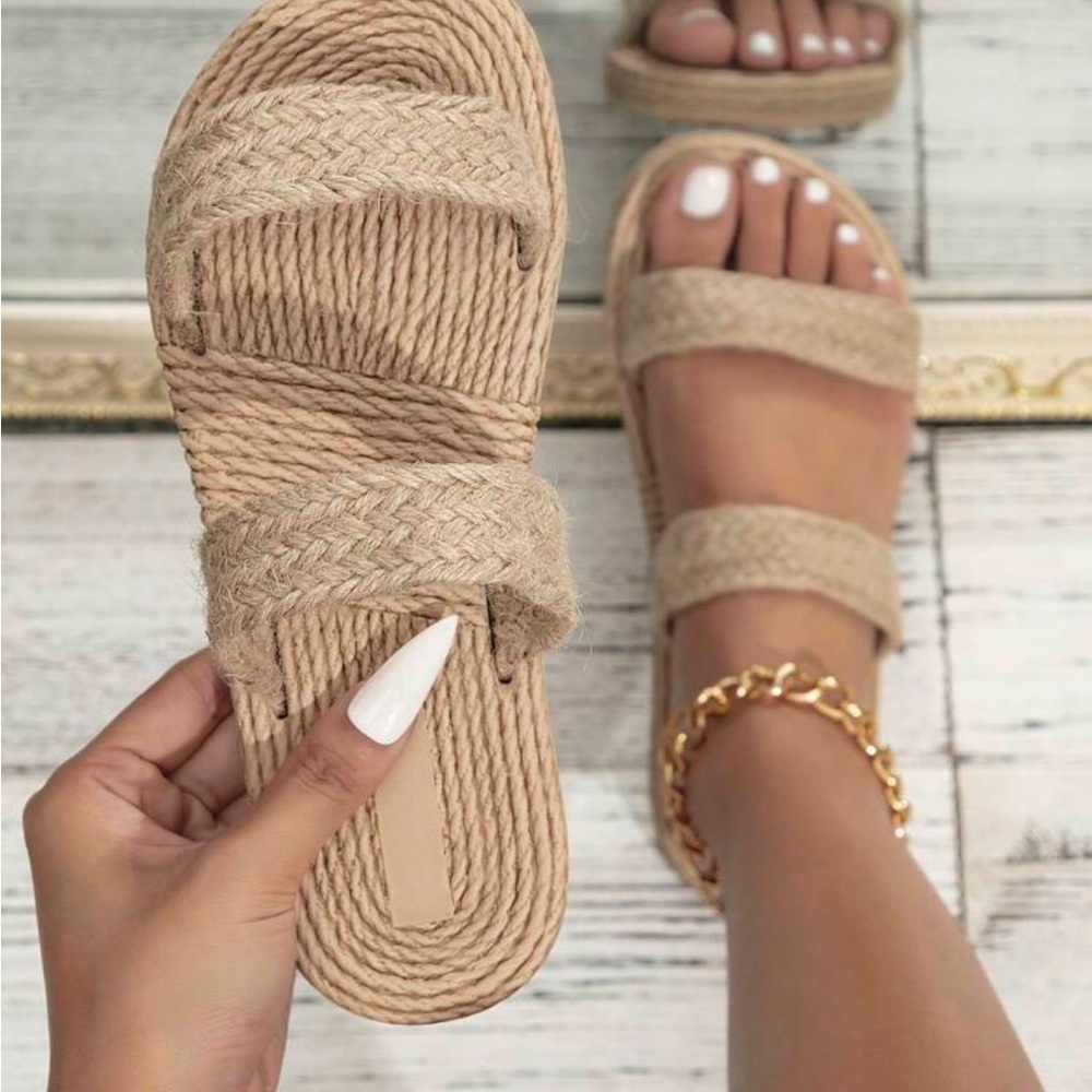 Stylish Tan Women's Wedge Sandals
